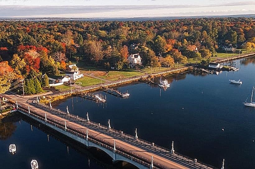 Barrington Riverwalk