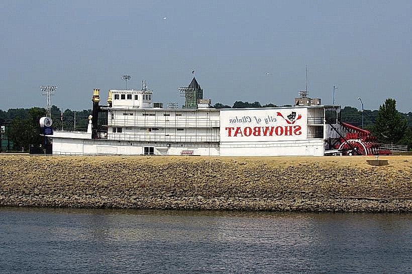 Clinton Area Showboat Theatre