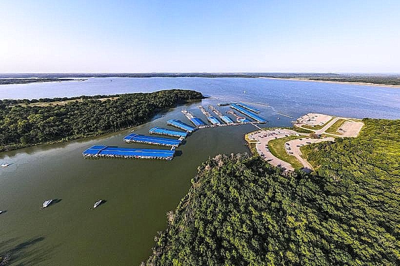 Clinton Lake State Park