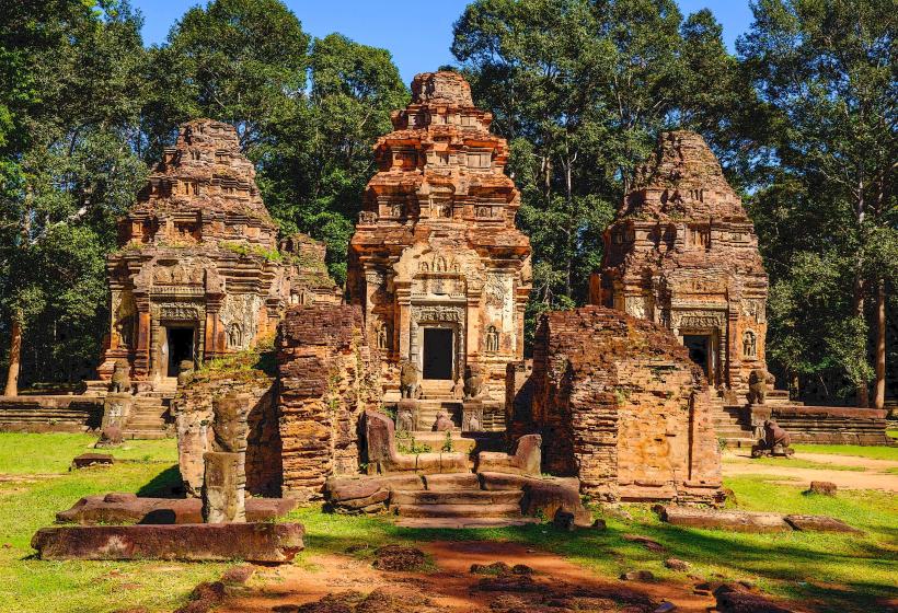 Roluos Group (Bakong, Lolei, Preah Ko)