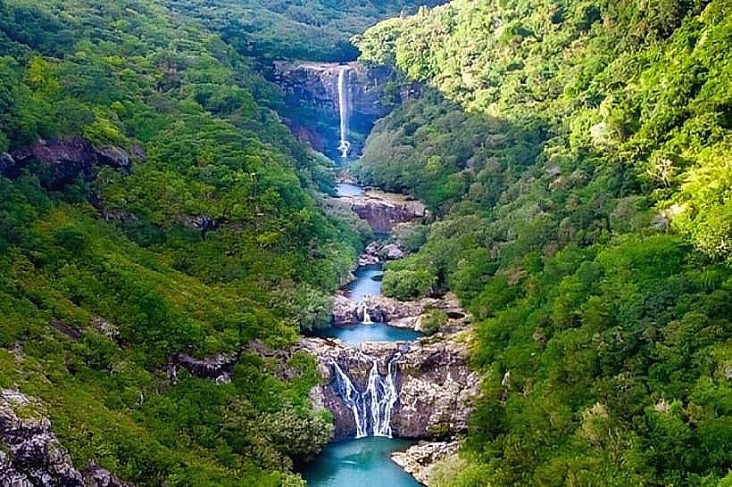 Tamarin Falls (7 Cascades)