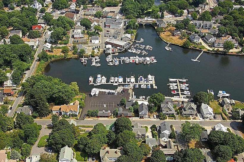 Pawtuxet Village