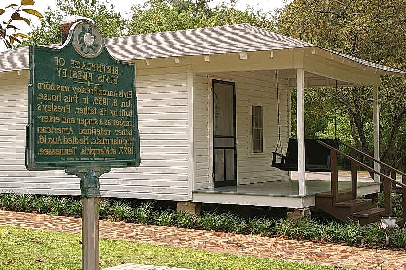 Elvis Presley Birthplace and Museum
