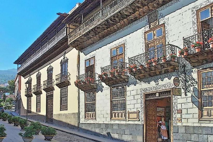 Casa de los Balcones