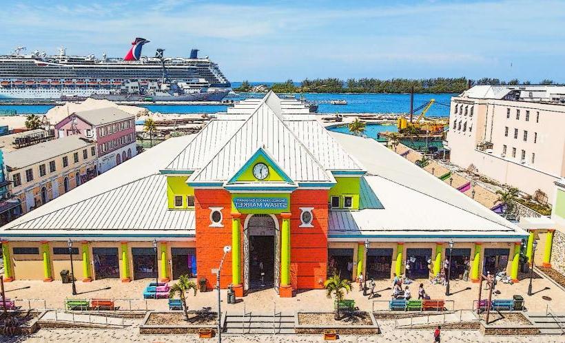 Nassau Straw Market