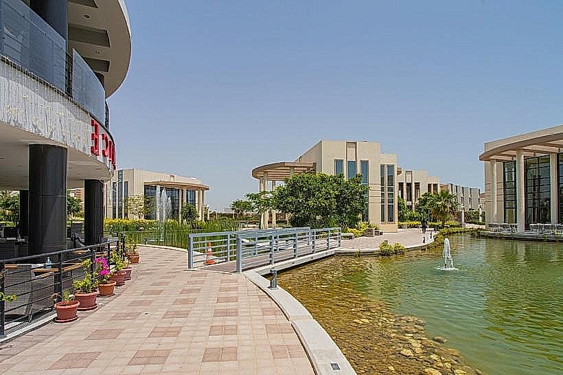Zallaq Coastline Promenade