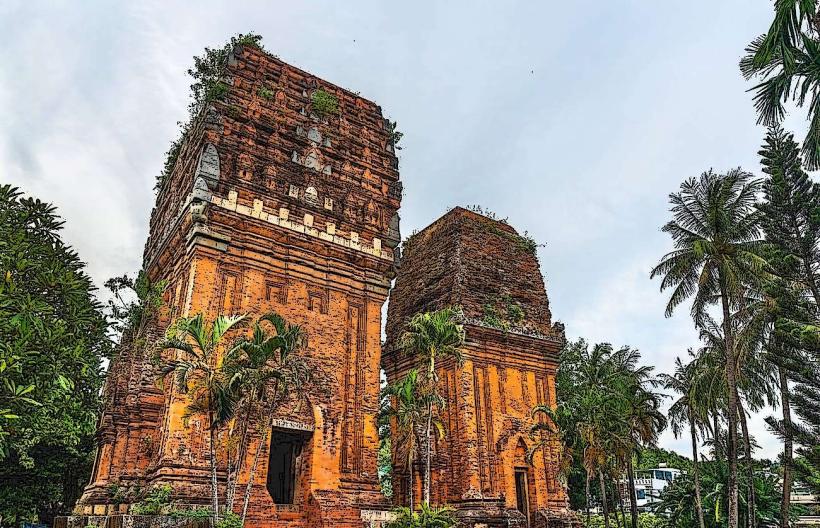 Thap Doi Twin Towers