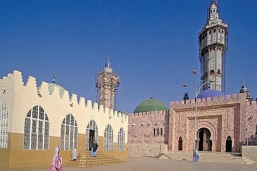 Monument Cheikh Binetou