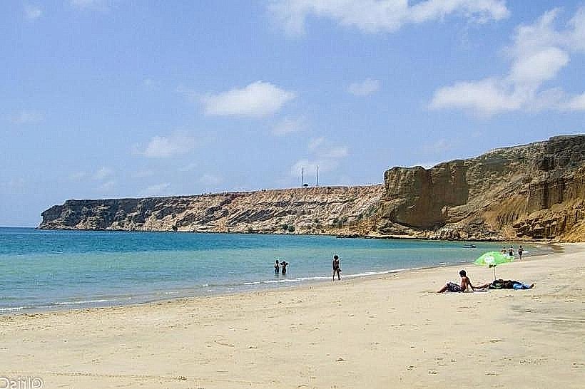 Baía Azul Beach