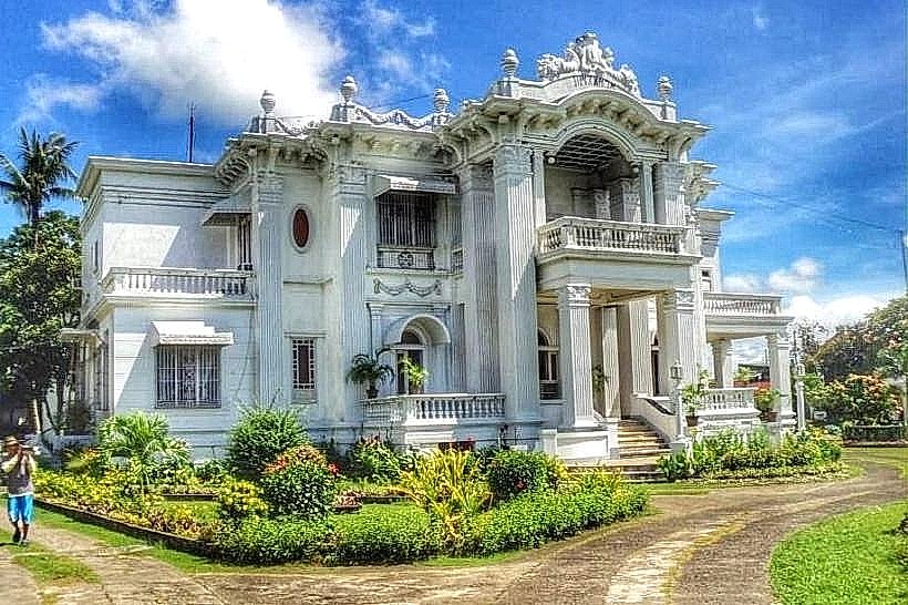 Nelly Garden (Vicente Lopez Heritage House)