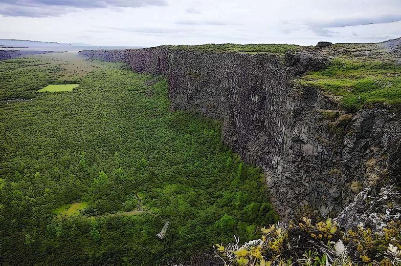 Ásbyrgi Canyon