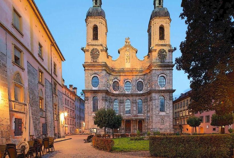 Innsbruck Cathedral (Dom zu St. Jakob)
