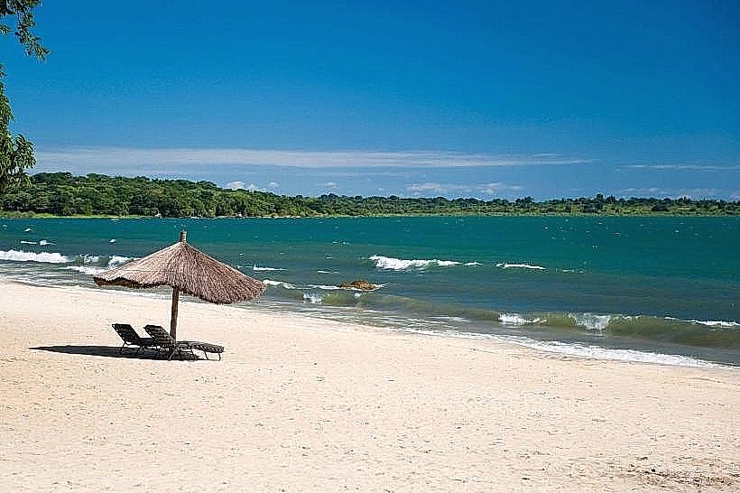 Chintheche Beach