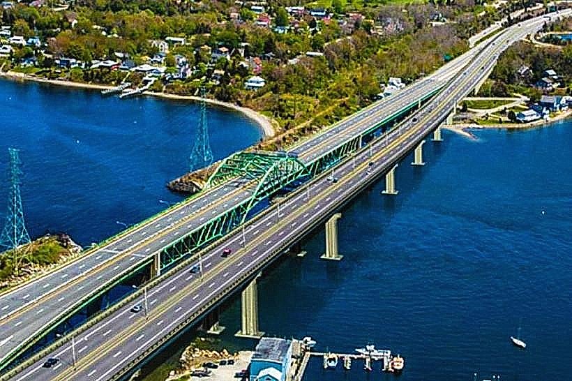 Sakonnet River Bridge