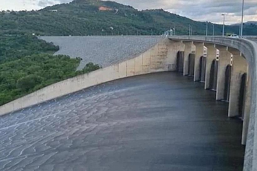 Maguga Dam Wall