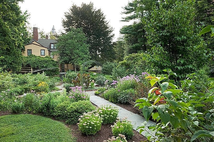 Butler-McCook House & Garden