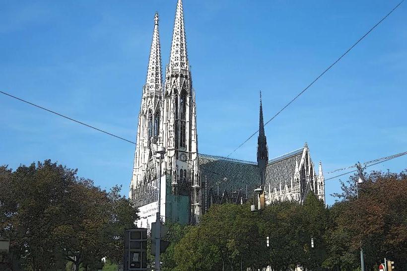 Votive Church (Votivkirche)