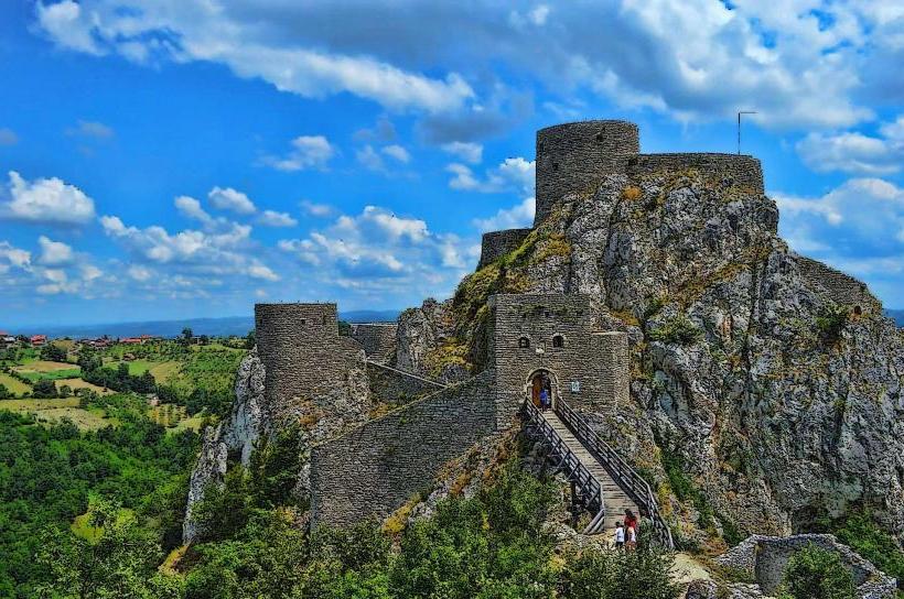 Srebrenik Fortress