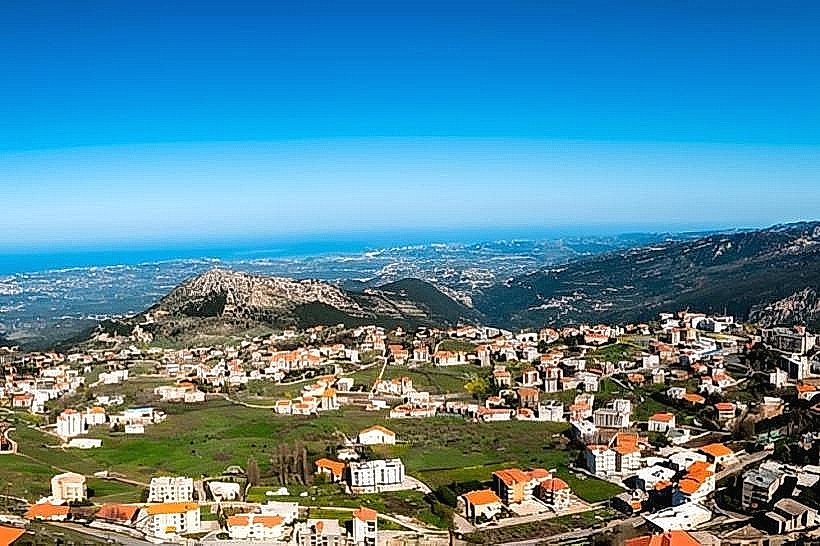 Ehden Village Square (Midane)