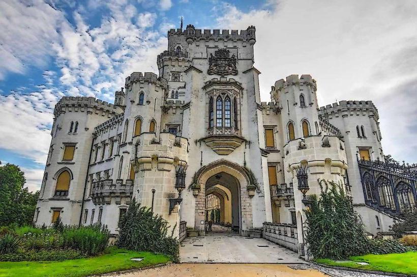 Hluboká Castle
