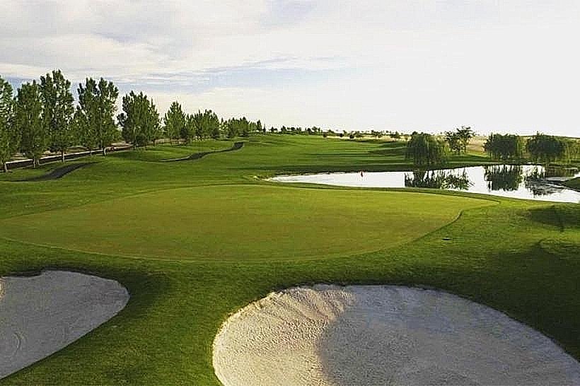 Falcon Golf and Country Club