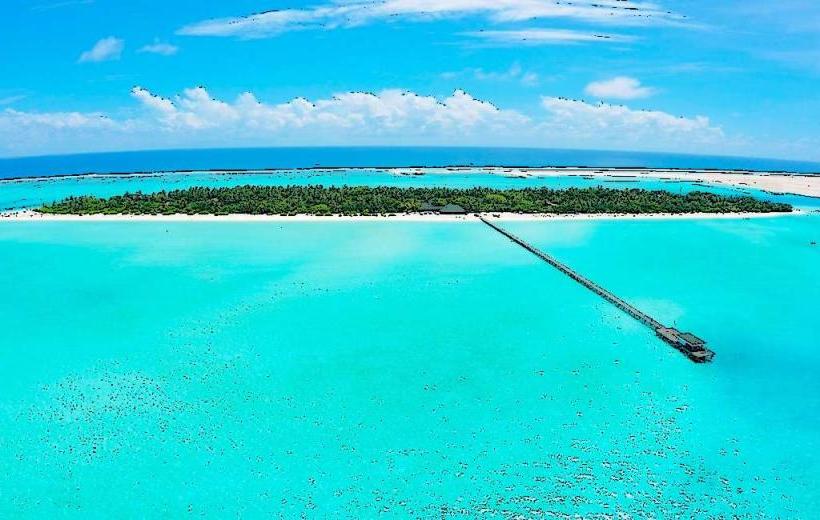 Holiday Island Resort