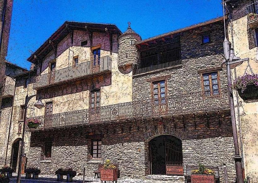 Casa d'Areny-Plandolit Museum