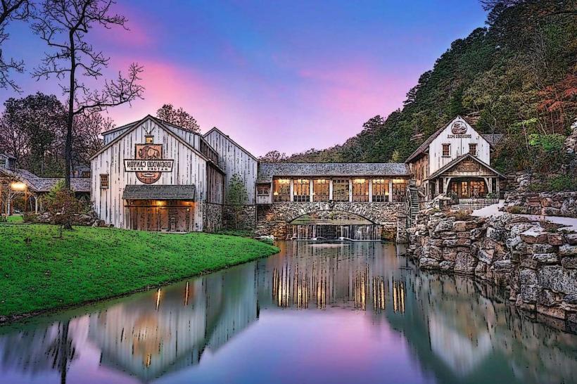 Dogwood Canyon Nature Park