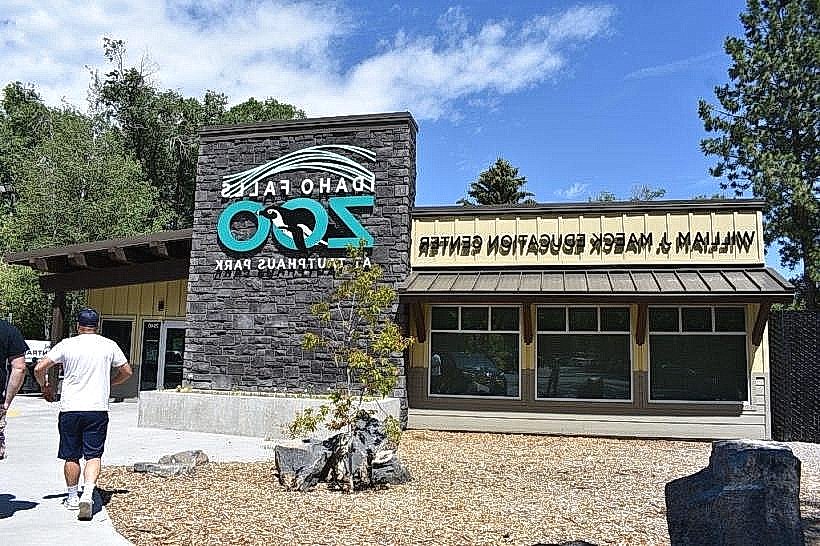 Idaho Falls Zoo at Tautphaus Park