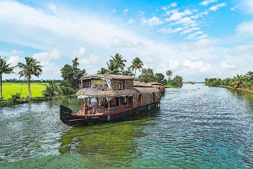 Explore Kerala Like Never Before with Pepper Kerala Holidays