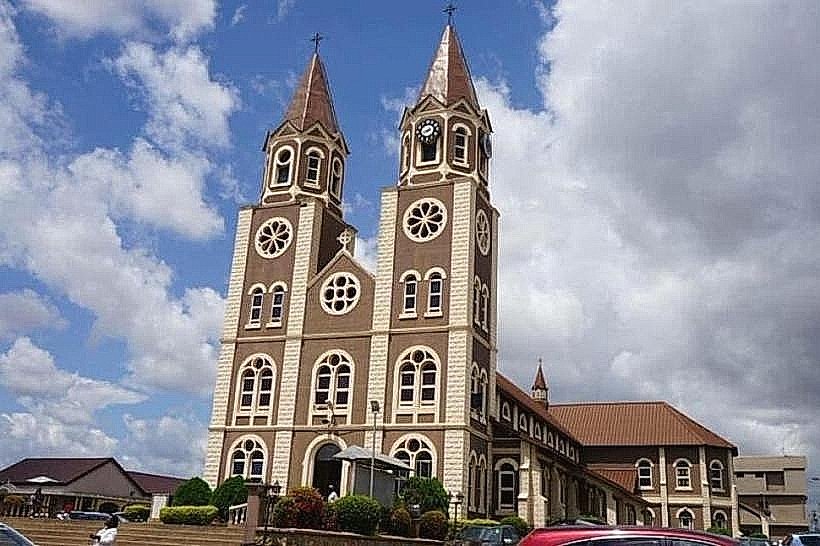 Saint Peter's Cathedral Basilica (Roman Hill Cathedral)