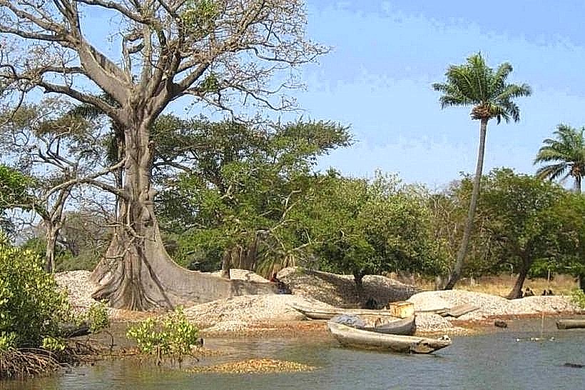 Egueye Island