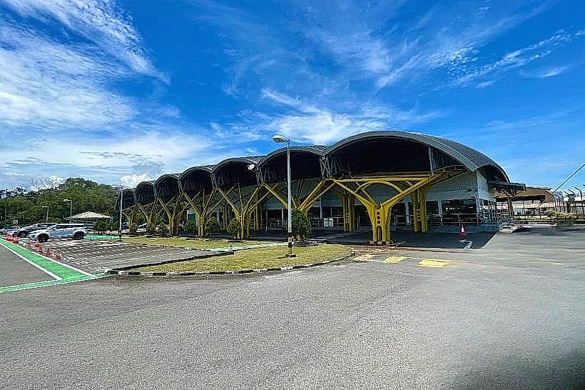 Anduki Airport