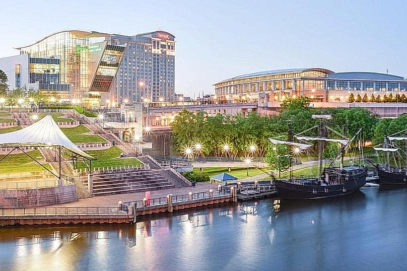 Mortensen Riverfront Plaza