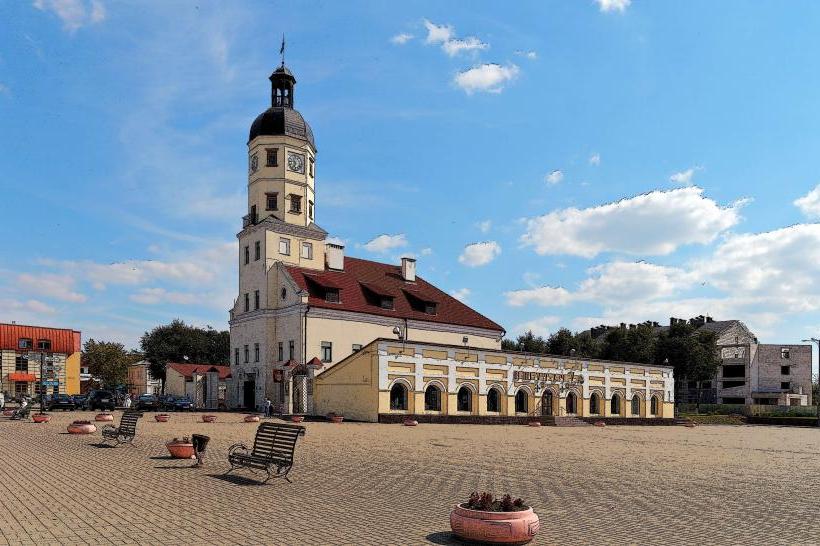 Nesvizh Town Hall