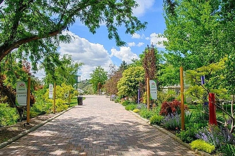 Idaho Botanical Garden