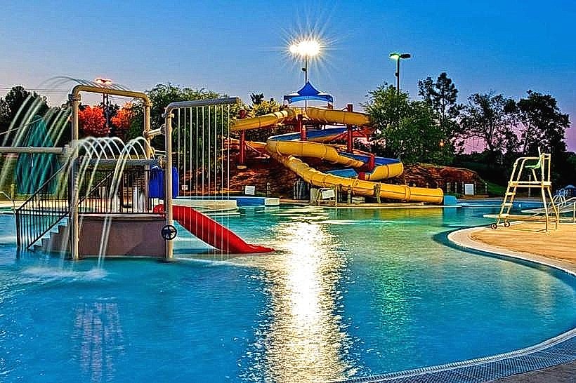 Pelican Bay Aquatic Center