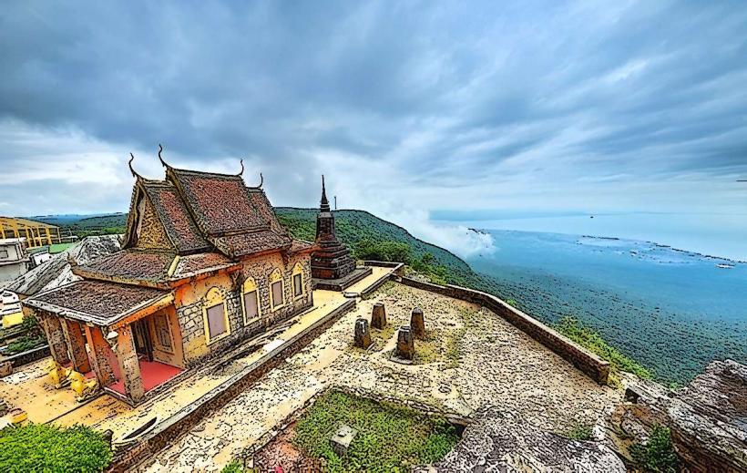 Phnom Bokor Monastery
