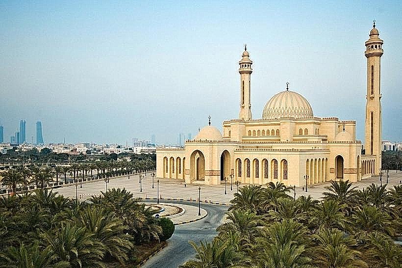 Al Fateh Grand Mosque