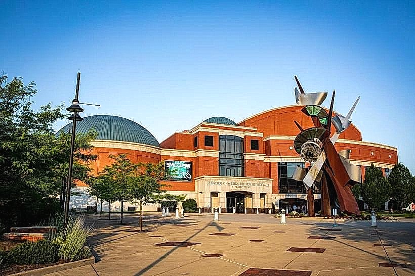 Clay Center for the Arts & Sciences