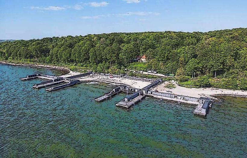 Den Permanente Beach