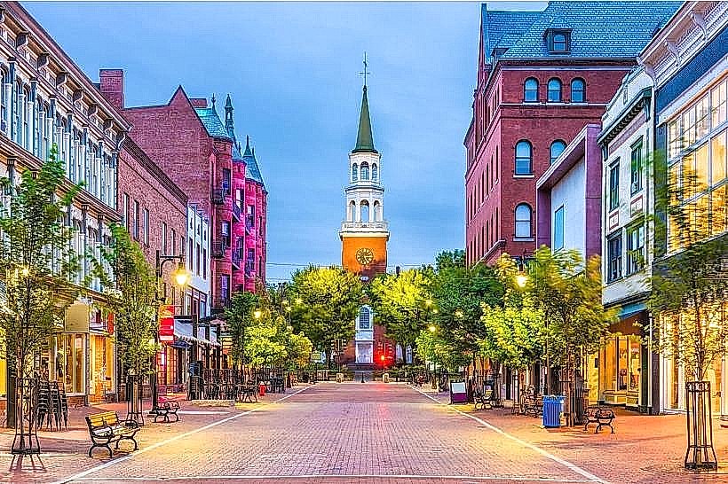 Downtown Manchester Village Historic District