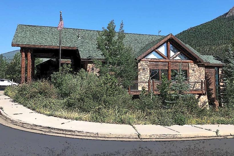 Fall River Visitor Center