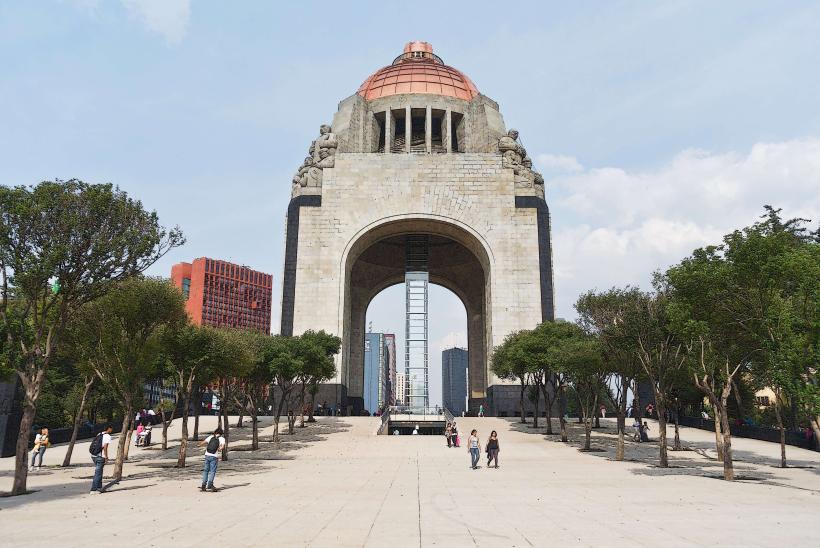 Monument to the Revolution