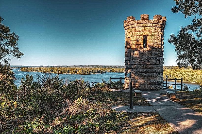 Julien Dubuque Monument