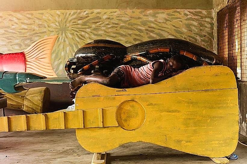 Kane Kwei Carpentry Workshop (Fantasy Coffins)