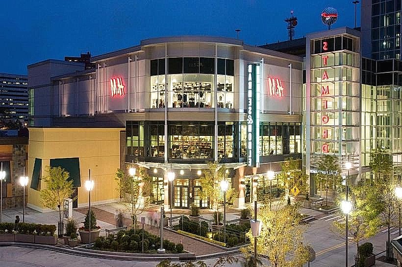 Stamford Town Center Plaza