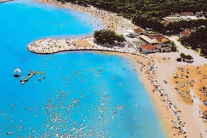 Zaton Beach