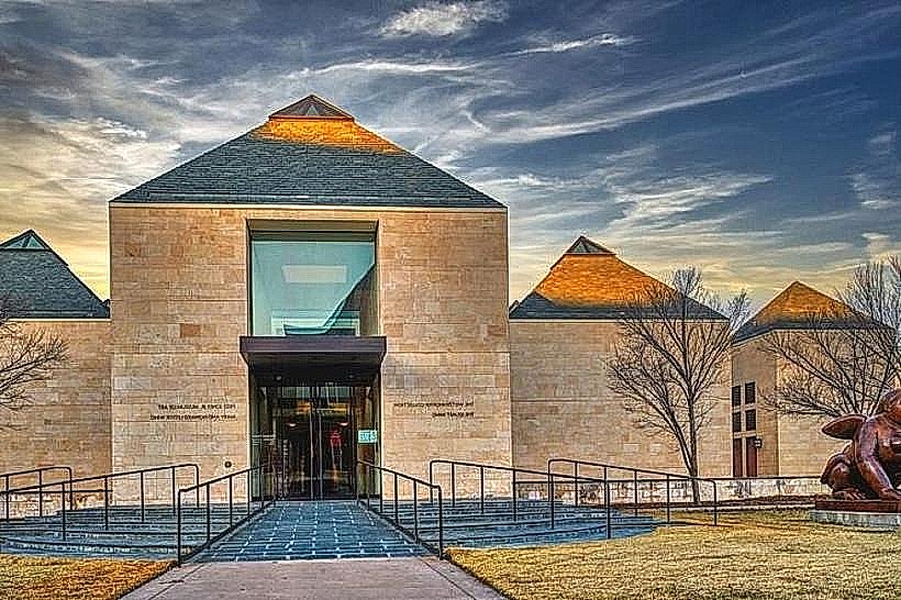 Fred Jones Jr. Museum of Art