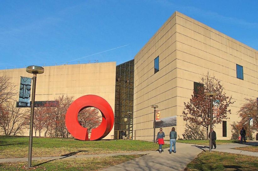 Sidney and Lois Eskenazi Museum of Art